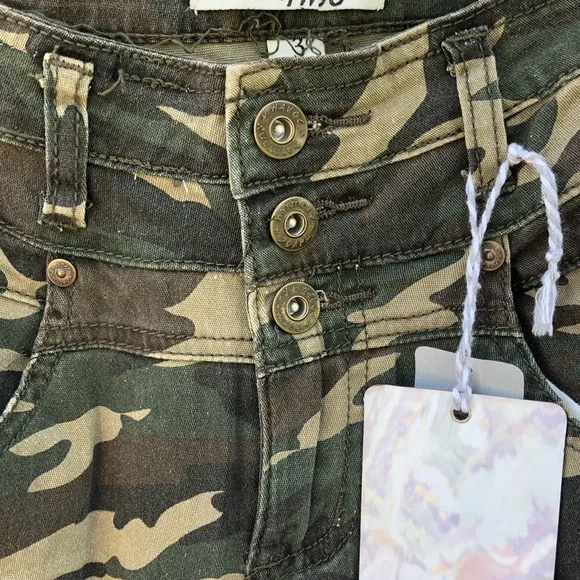 Harmony & Havoc 3 Camo Distressed Skinny High Waist Jeans NWT New - Picture 5 of 11